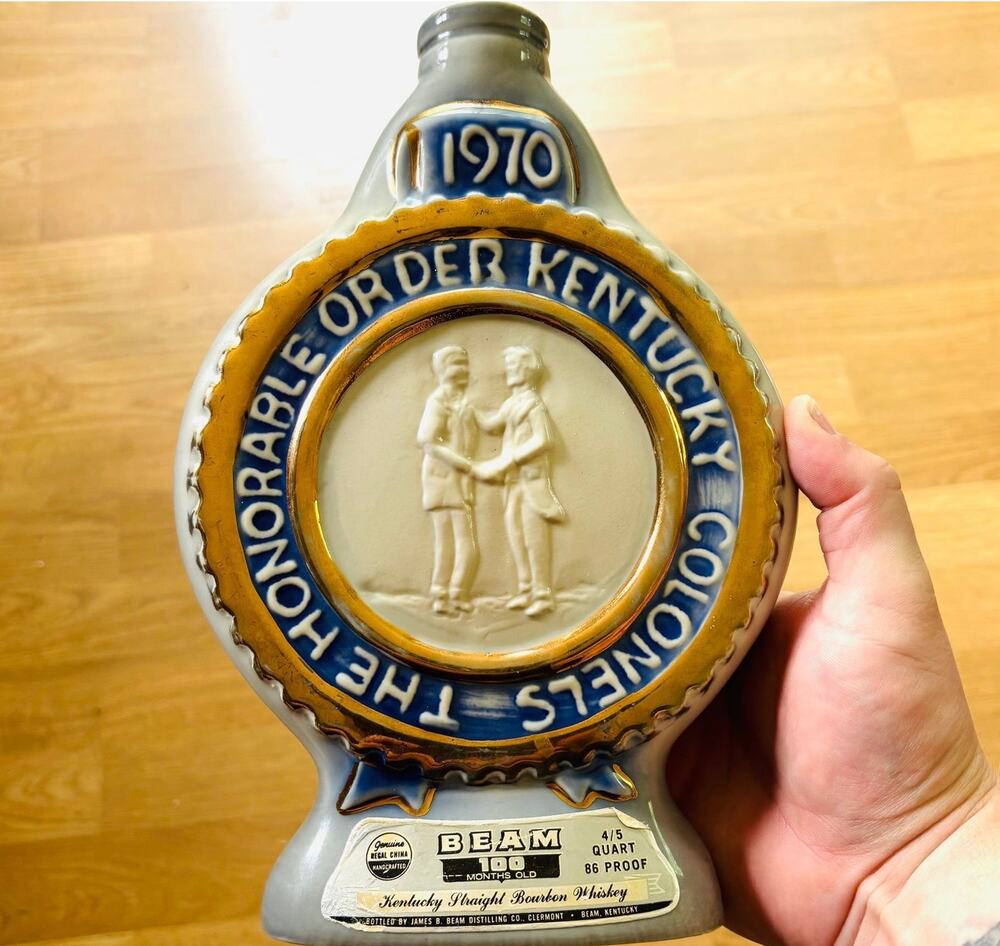1970 Kentucky bourbon whiskey bottle